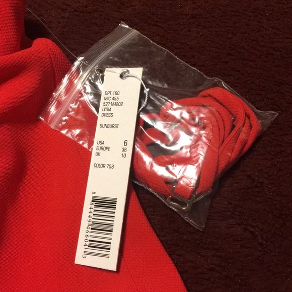 Absolutely chic and classy NWT Gianni Bini dress! - Picture 3 of 4